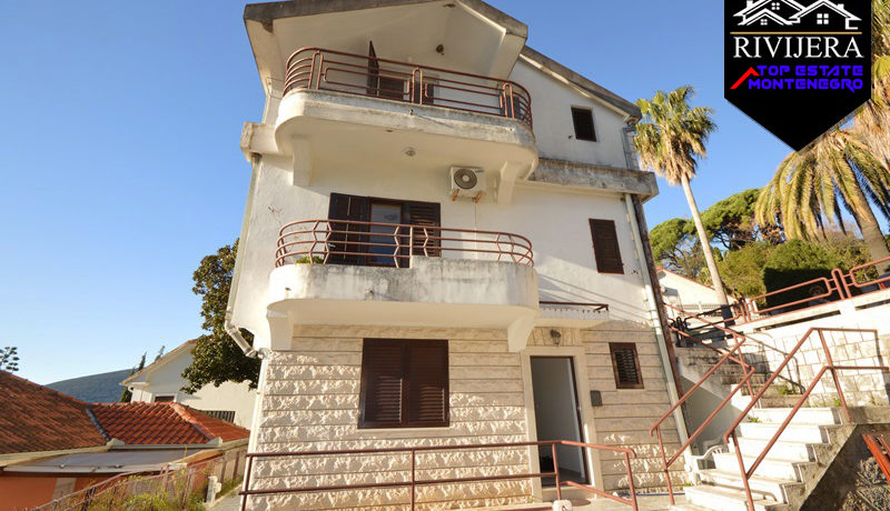 RN2221-Gemütliche Wohnung mit Zwei Schlafzimmern Savina, Herceg Novi-Top Immobilien Montenegro
