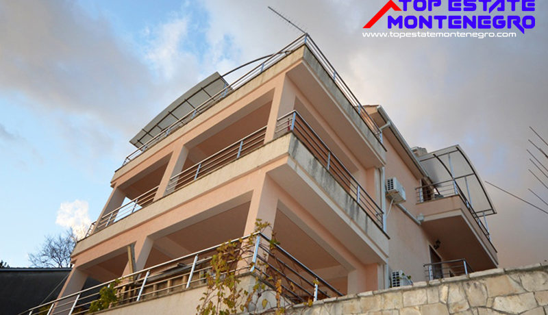 RN2222-Helle Ein Zimmer Wohnung Topla, Herceg Novi-Top Estate Montenegro