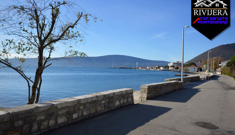 RN2217-Kuća na obali Bijela, Herceg Novi-Top Nekretnine Crna Gora