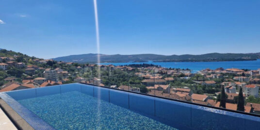 Luxury Apartment with Rooftop Pool Access in Tivat