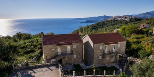 HOUSE WITH SEA VIEW IN THE VILLAGE OF BLIZIKUCE