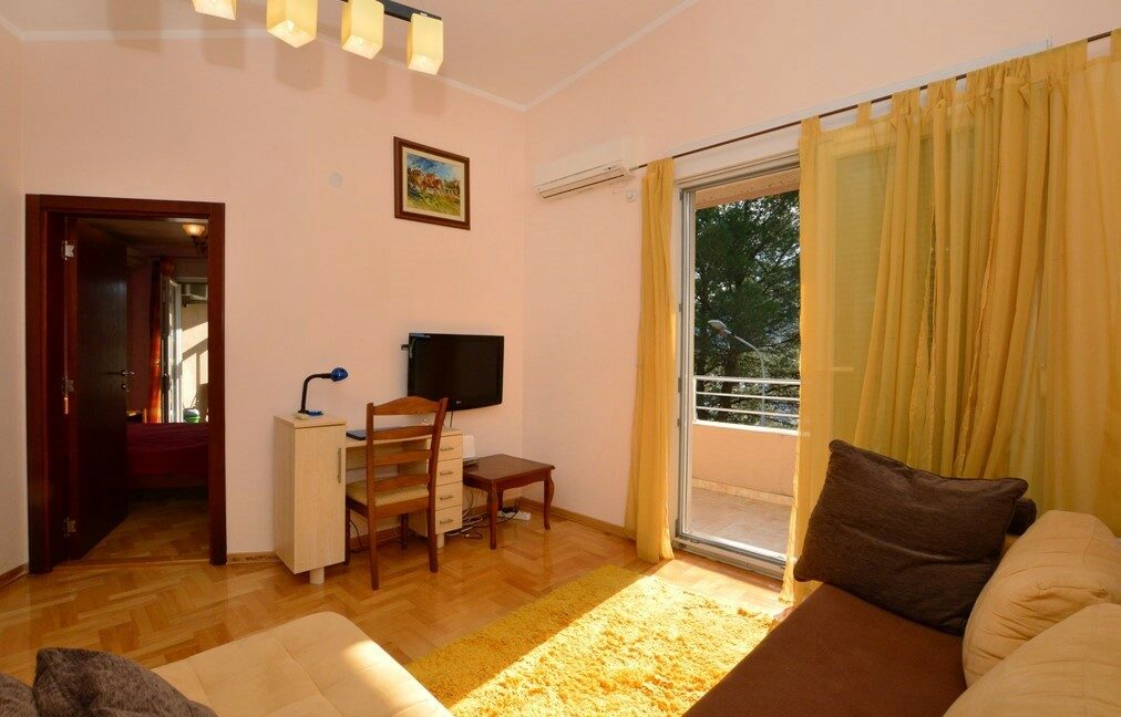 Sale_stan_kumbor_prodaja_Herceg Novi (12)