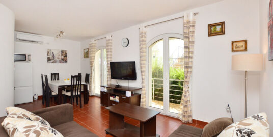 Three bedroom comfortable apartment right Bijela Herceg Novi