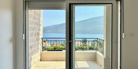 For sale one bedroom apartment with a sea view in Herceg Novi