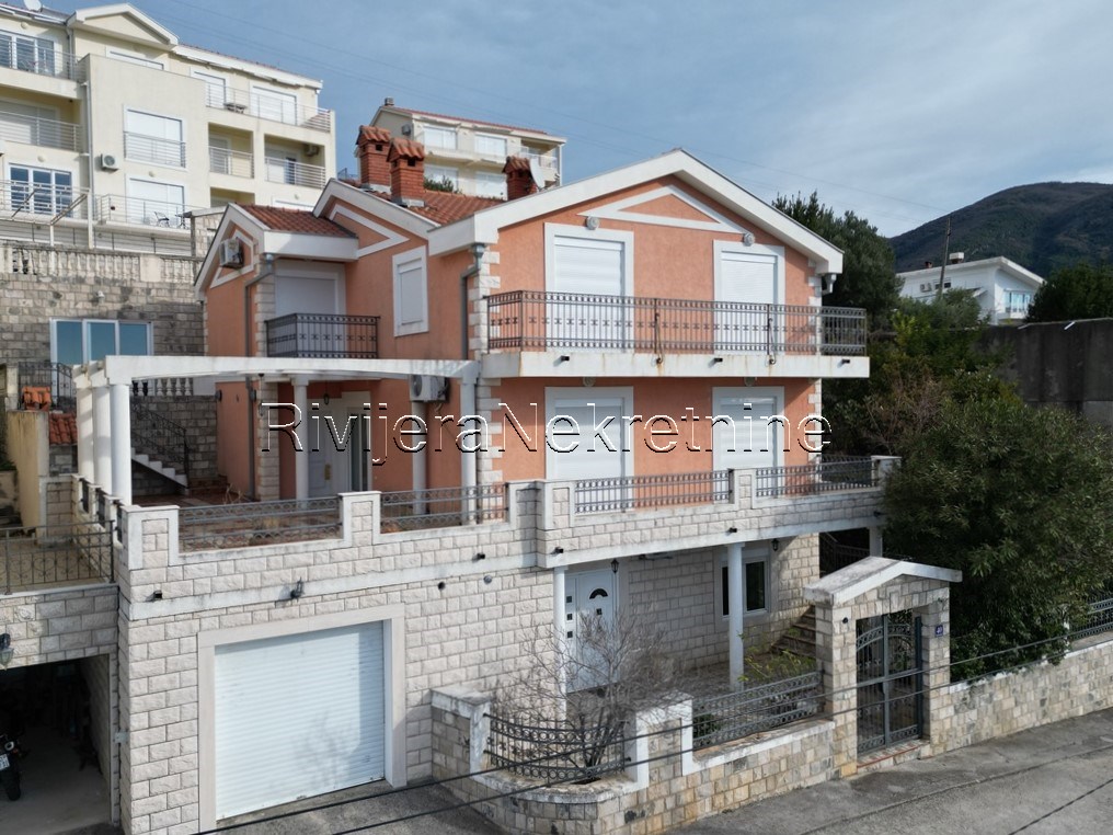 Kuca sa odlicnim pogledom na more Zelenika Herceg Novi