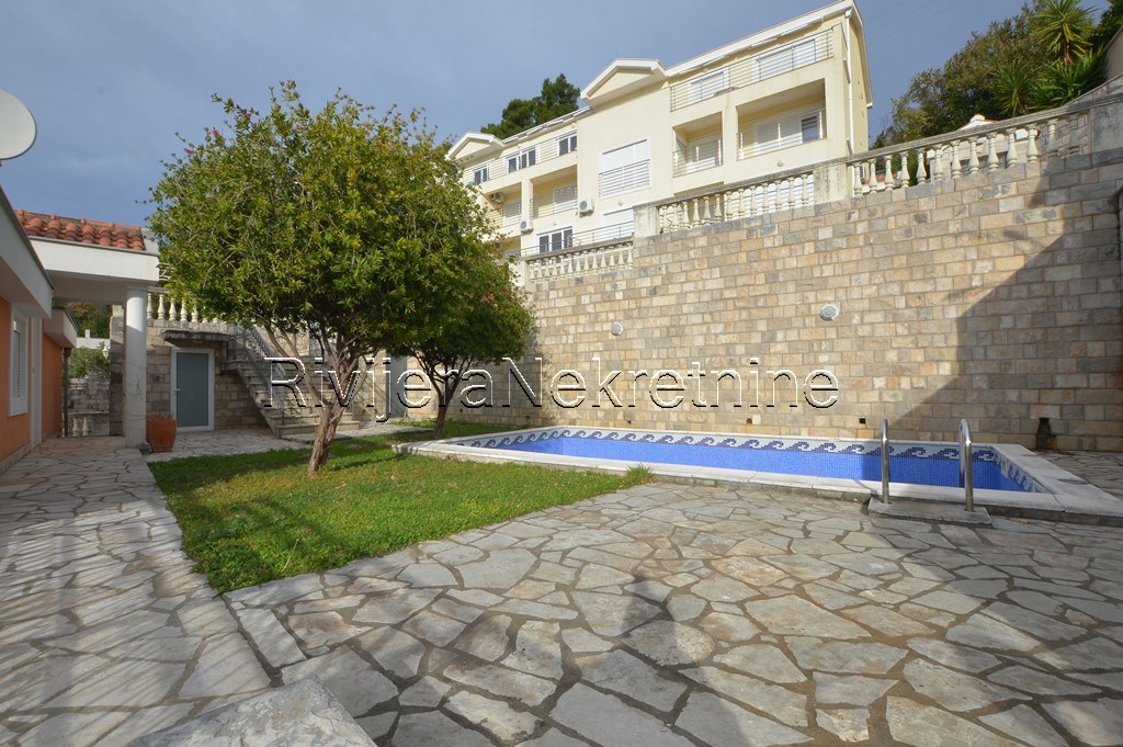 Kuca_prodaja_Zelenika_House_sale_Herceg_Novi_Rivijera_Nekretnine_oglasi_ (11)