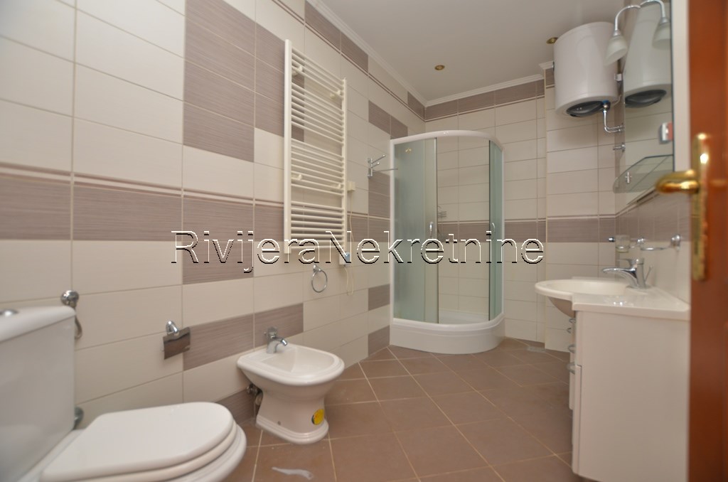 Kuca_prodaja_Zelenika_House_sale_Herceg_Novi_Rivijera_Nekretnine_oglasi_ (13)