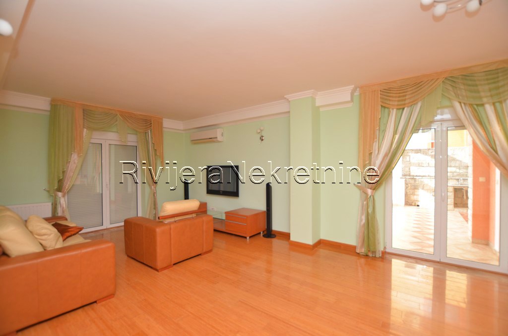 Kuca_prodaja_Zelenika_House_sale_Herceg_Novi_Rivijera_Nekretnine_oglasi_ (6)