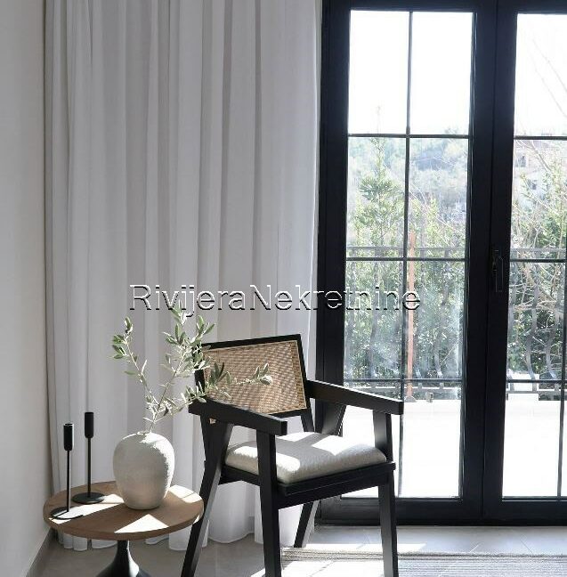Tivat_vila_prodjaa_villa_sale_Rivijera_Nekretnine_oglasi_Boka_Kotorska_ (7)
