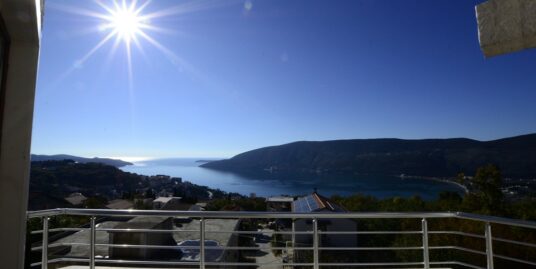 Three bedroom apartment with sea view in Herceg Novi