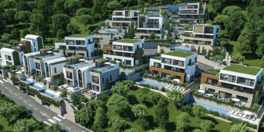 Luxury Townhouse Villa for Sale in a New Complex in Tivat