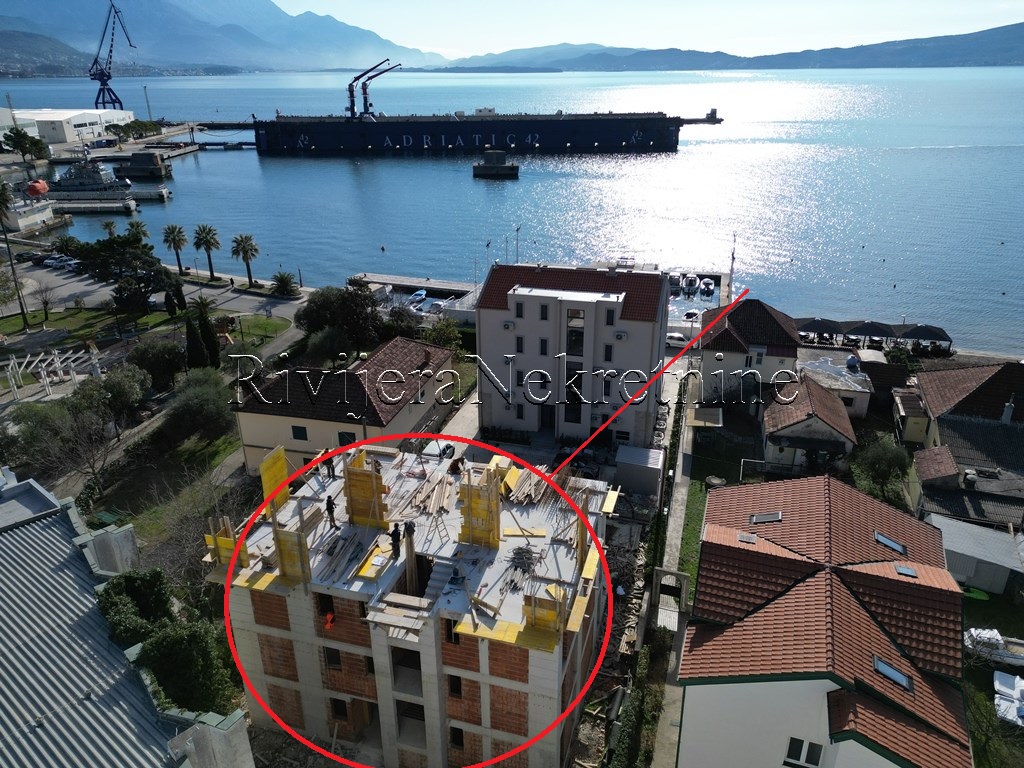 Apartments im Bau an der Küste von Herceg Novi Bijela