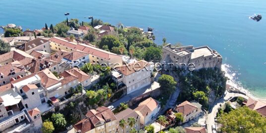 Business and residential space Herceg Novi old town