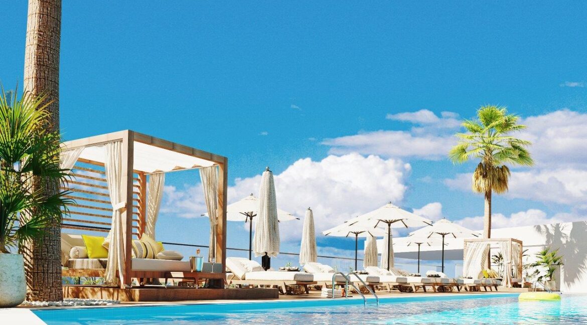Roof Pool 1