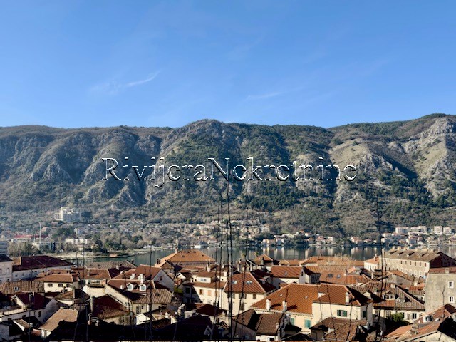 Stari_grad_Kotor_Sale_prodaja_Rivijera_Nekretnine_oglais_kusa_house_ads (1)