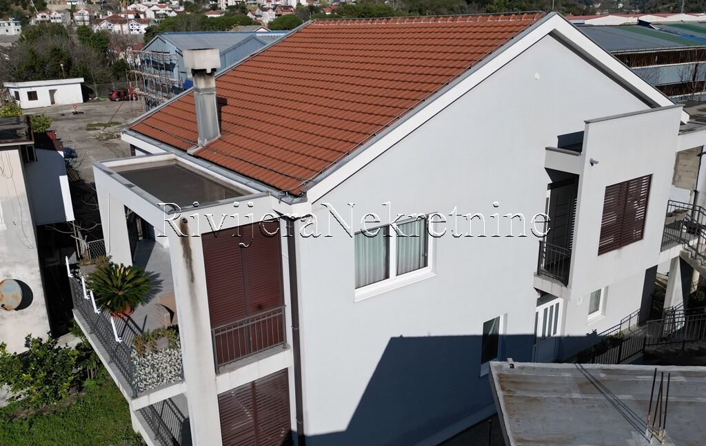 prodaja_kuca_sale_Zelenika_Herceg_Novi_oglasi_Ads_prodaza_Rivijera_Nekretnine_ (1)