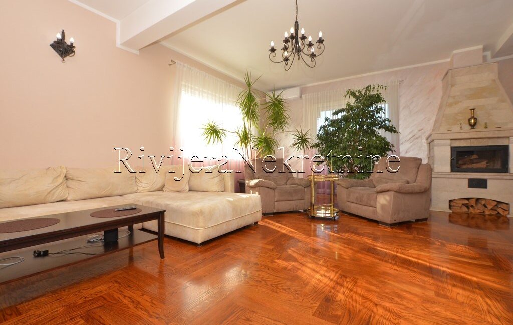 prodaja_kuca_sale_Zelenika_Herceg_Novi_oglasi_Ads_prodaza_Rivijera_Nekretnine_ (6)
