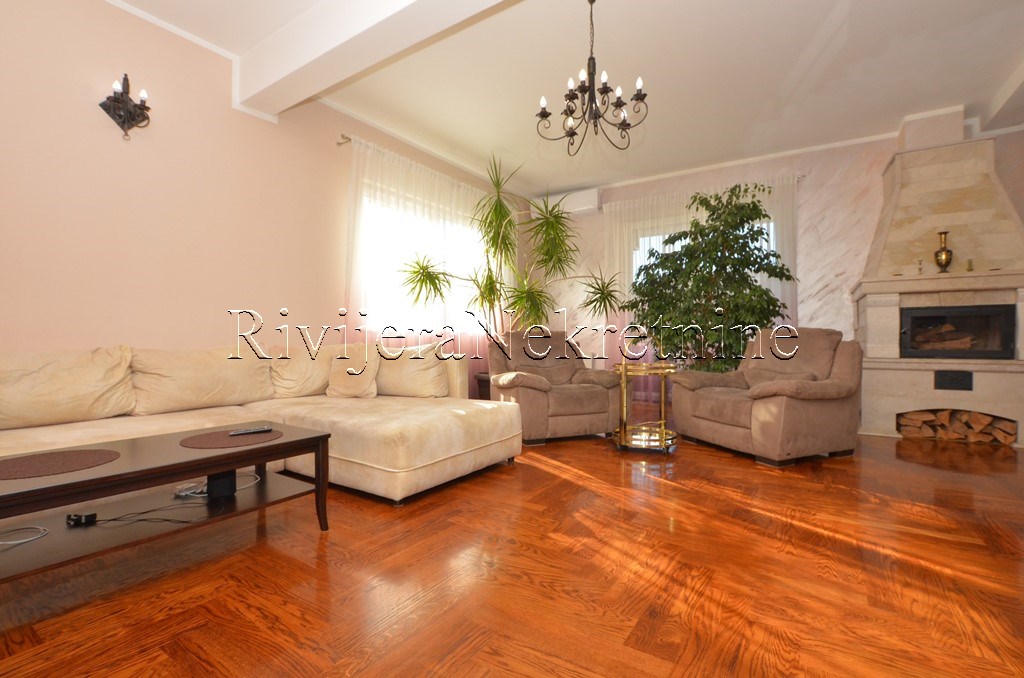 prodaja_kuca_sale_Zelenika_Herceg_Novi_oglasi_Ads_prodaza_Rivijera_Nekretnine_ (6)