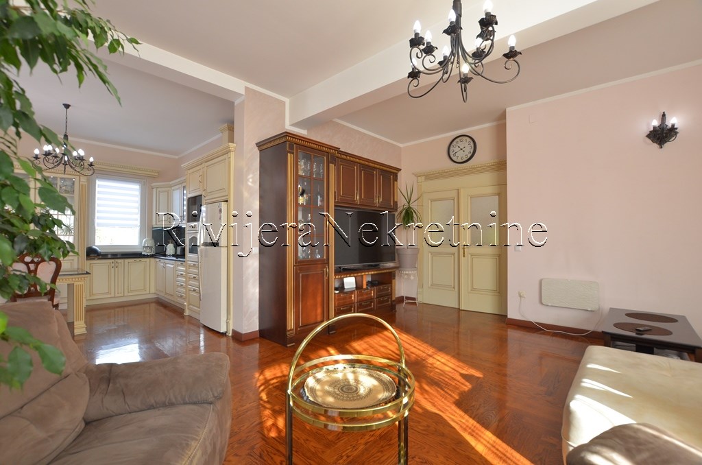 prodaja_kuca_sale_Zelenika_Herceg_Novi_oglasi_Ads_prodaza_Rivijera_Nekretnine_ (7)