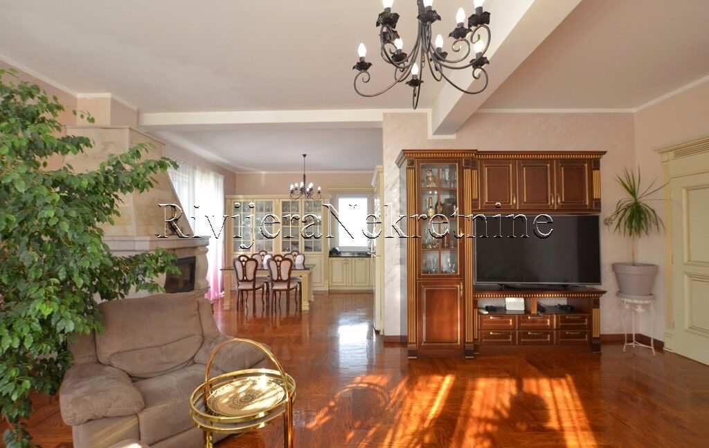 prodaja_kuca_sale_Zelenika_Herceg_Novi_oglasi_Ads_prodaza_Rivijera_Nekretnine_ (8)