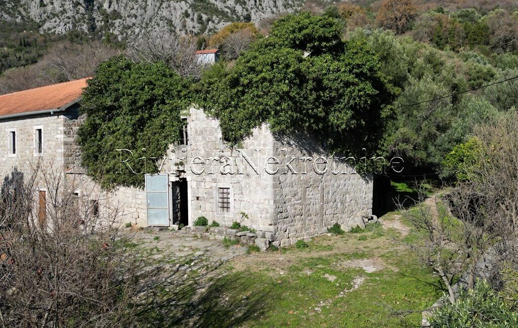 prodaja_sale_plac_kuca_Sale_house_Rivijera_Nekretnine_oglasi_Ads_