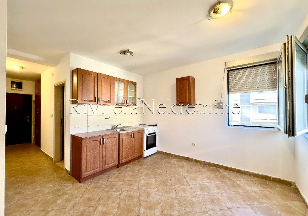 prodaja_sale_stan_Tivat_Rivijera_Nekretnine_oglasi_ads_ (3)