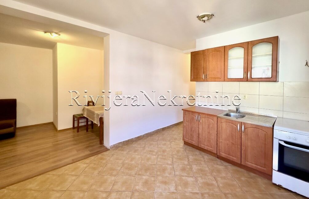 prodaja_sale_stan_Tivat_Rivijera_Nekretnine_oglasi_ads_ (4)
