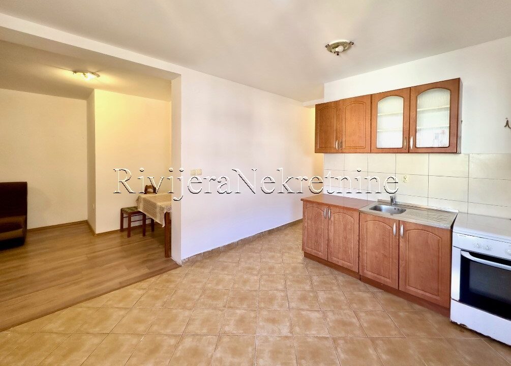 prodaja_sale_stan_Tivat_Rivijera_Nekretnine_oglasi_ads_ (4)