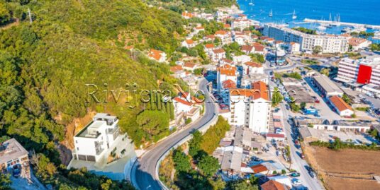Three-storey Villa Meljine Herceg Novi