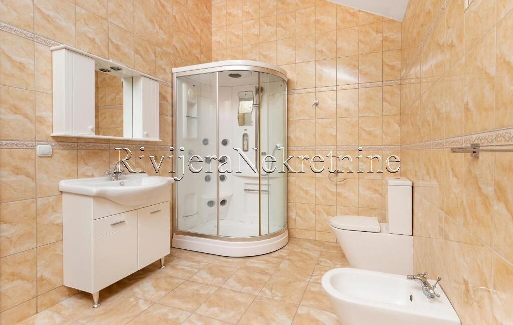 Prodaja_Sale_Rivijera_Nekretnine_oglasi_ads_google_ads_Kotor (2)