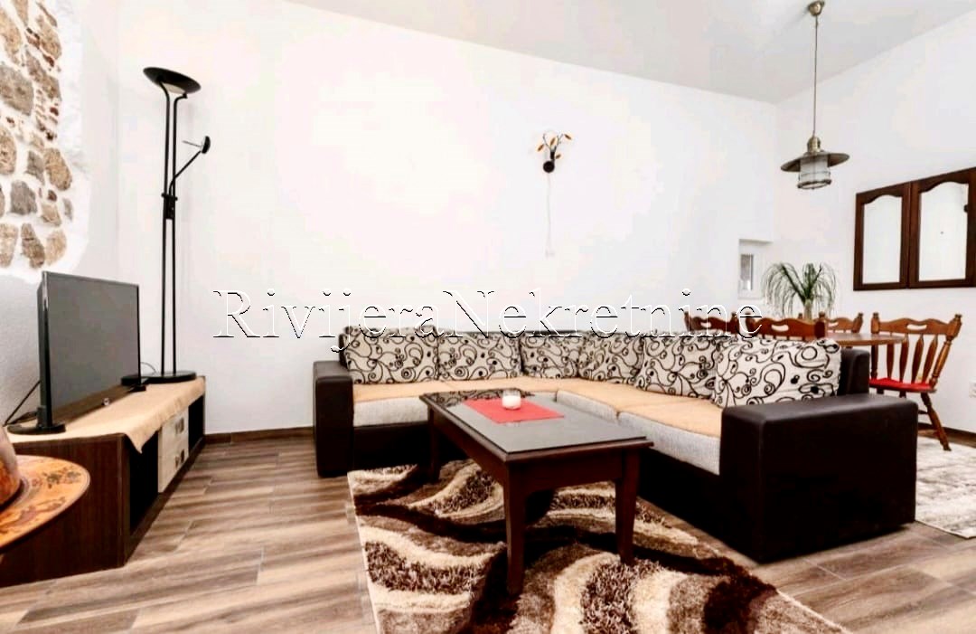 Renovated Duplex Apartment in the Heart of the Old Town