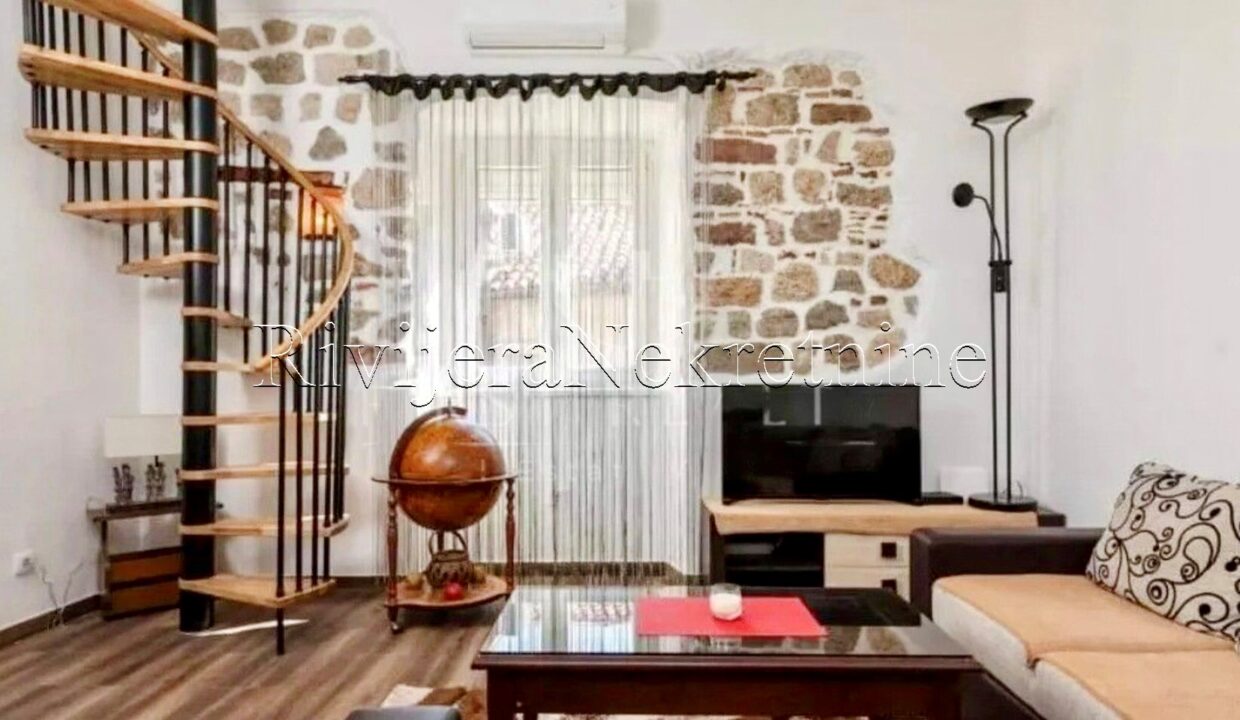 prodaja_Sale_Rivijera_Nekretnine_oglasi_Ads_Kotor_old_town_stari_grad_ (2)