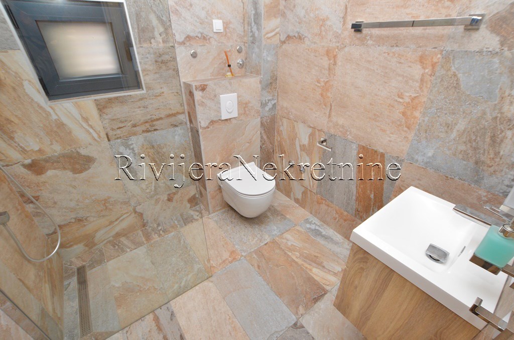 prodaja_Sale_Rivijera_Nekretnine_oglasi_Ads_Morinj_Kotor_ (6)