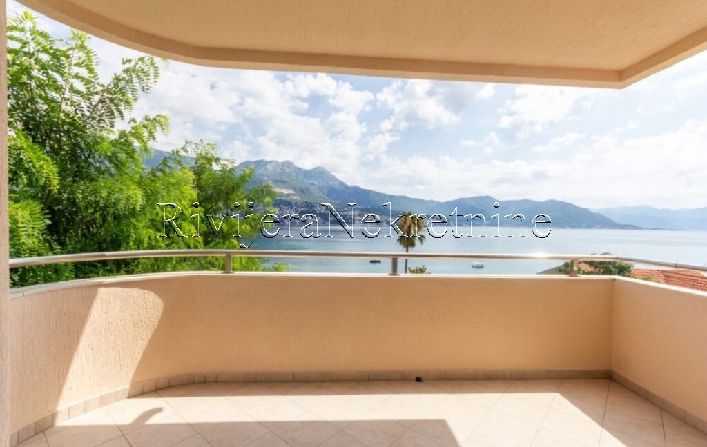 prodaja_Sale_Rivijera_Nekretnine_oglasi_Ads_Njivice_Herceg_Novi_ (2)