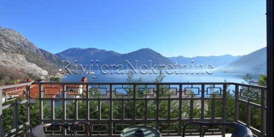 For sale one-bedroom apartment in the luxurious complex Morinj