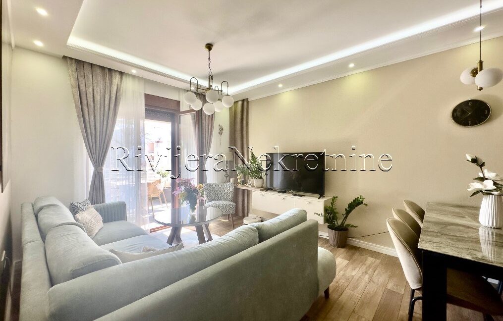 prodaja_sale_stan_Rivijera_Nekretnine_oglasi_Ads_Kotor_Dobrota_stan_(8)