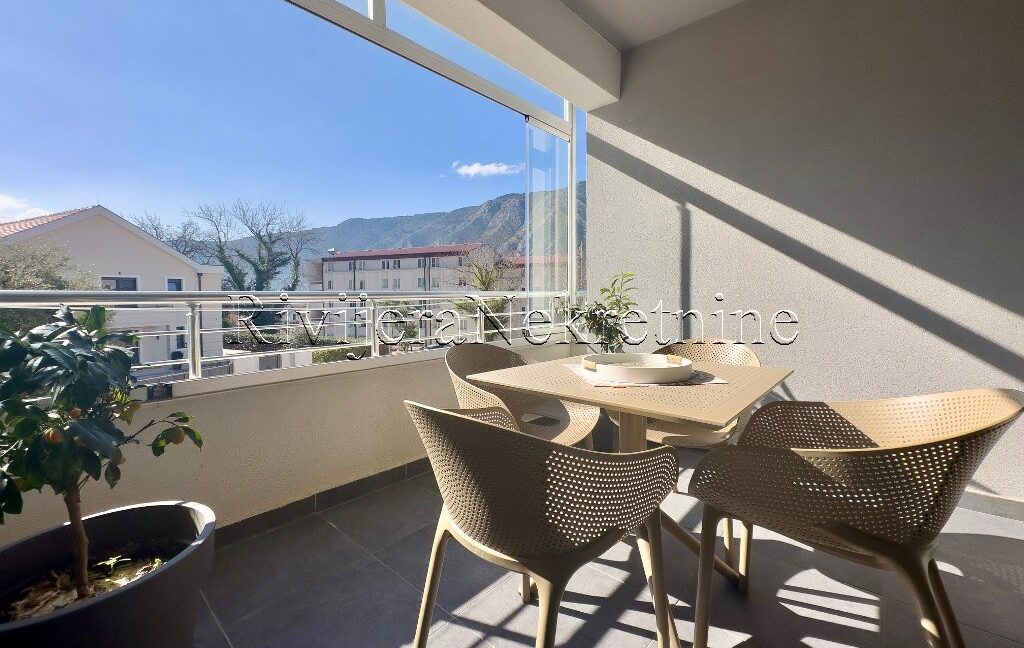 prodaja_sale_stan_Rivijera_Nekretnine_oglasi_Ads_Kotor_Dobrota_stan_(9)