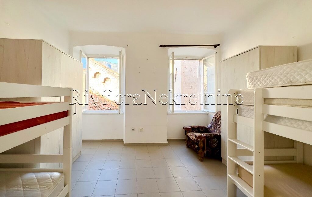 prodaja_stan_Apartment_Sale_Kotor_old_town_stari_grad_Rivijera_Nekretnine_ (6)
