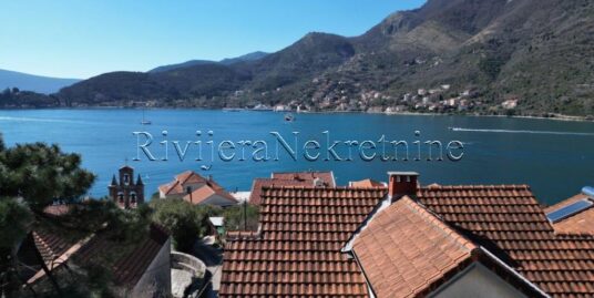 Semi-detached house for sale in Tivat