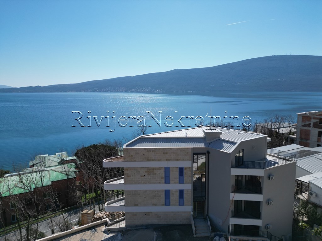 Bijela newly built apartments near the sea