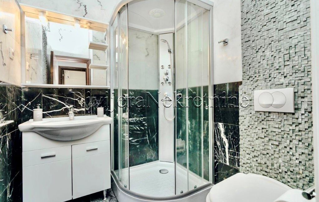 Sale_prodaja_Rivijera_Nekretnine_Kamenari_Herceg_Novi_ads_oglasi_ (2)