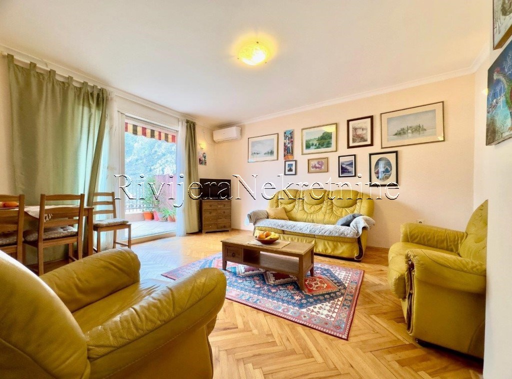 Maisonette-Wohnung in Kotor zu verkaufen