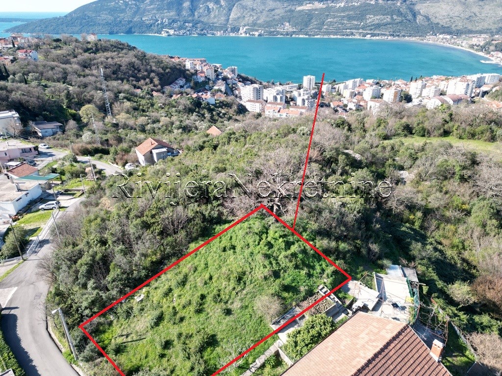 Urbanized land with sea view Herceg Novi