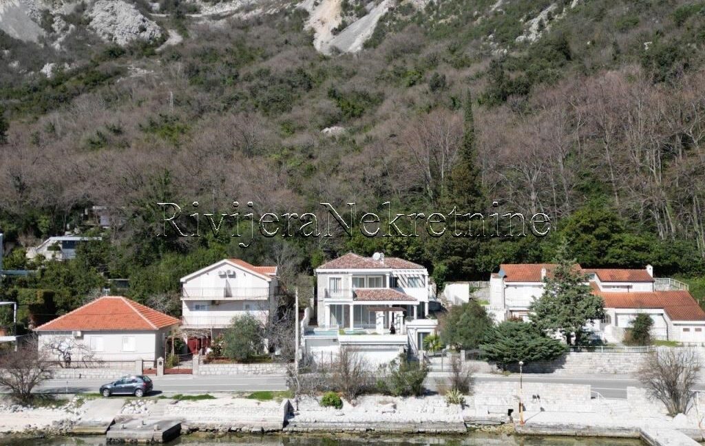 prodaja_Sale_Strp_vila_villa_Kotor_Boka_Bay_Rivijera_Nekretnine_ads_ (18)