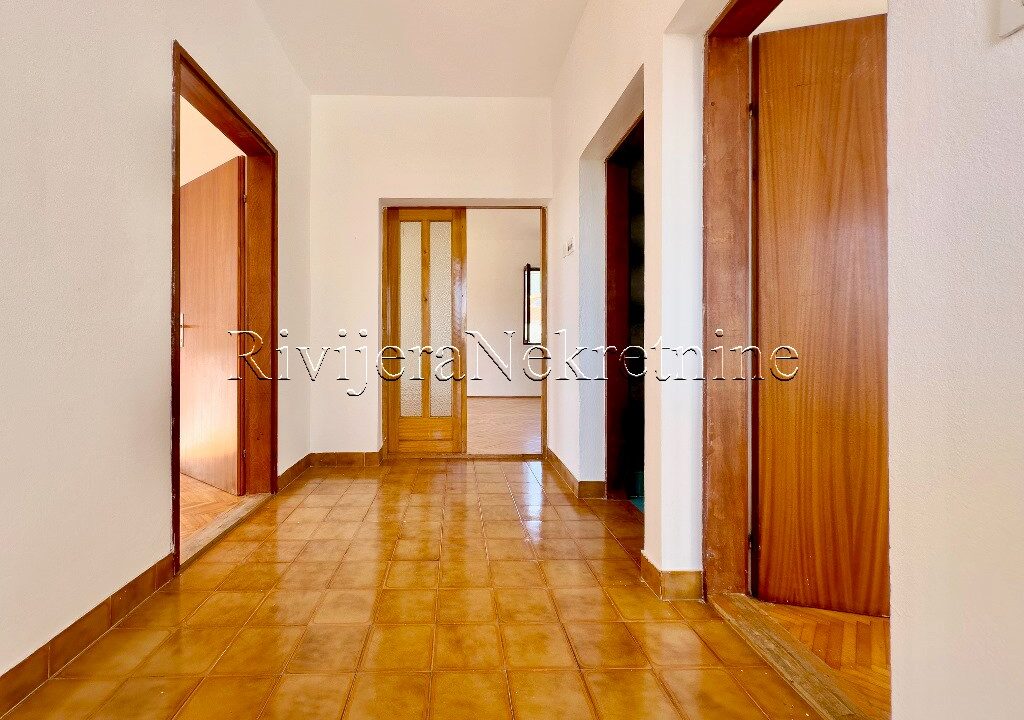 prodaja_Sale_stan_apartman_Tivat_Rivijera_Nekretnine_oglasi_Ads_ (2)
