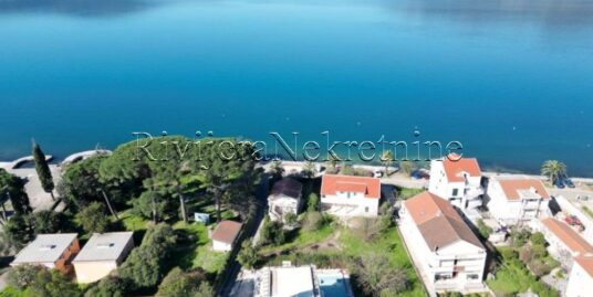 For sale is a beautiful villa in Tivat
