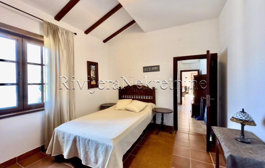 prodaja_sale_Rivijera_Nekretnine_oglasi_Ads_Kotor_Kostanjica_stan (6)