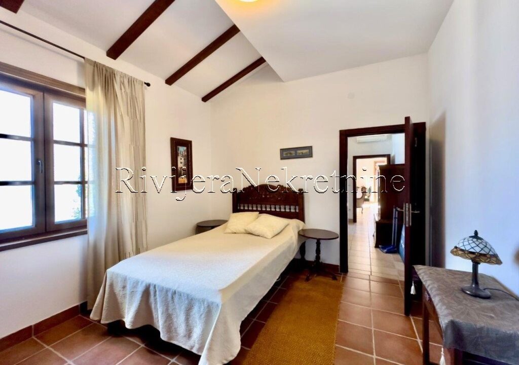 prodaja_sale_Rivijera_Nekretnine_oglasi_Ads_Kotor_Kostanjica_stan (6)