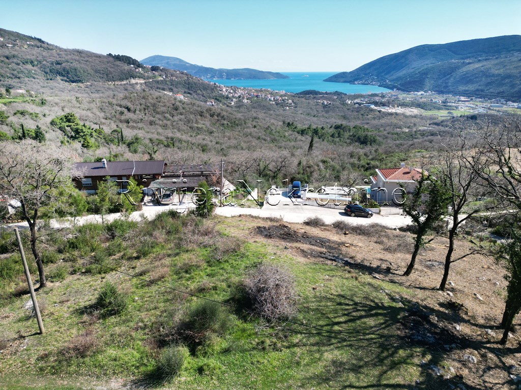 Urbanisiertes Grundstück mit Meerblick Herceg Novi Mojdez