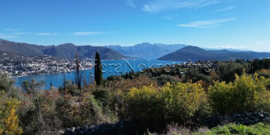 Urbanized land with a beautiful sea view Zvinje Herceg Novi